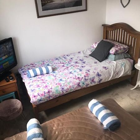 Modern And Bright Home In Quiet And Central Area Inverness Bagian luar foto