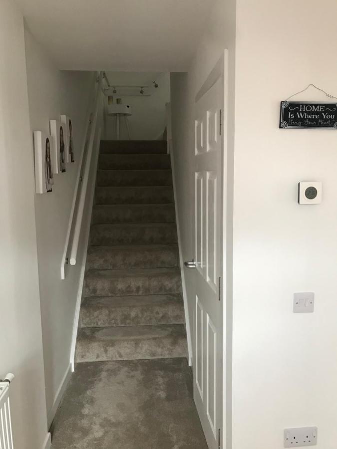 Modern And Bright Home In Quiet And Central Area Inverness Bagian luar foto