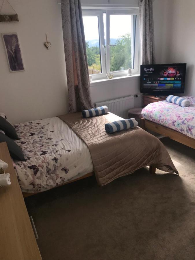 Modern And Bright Home In Quiet And Central Area Inverness Bagian luar foto